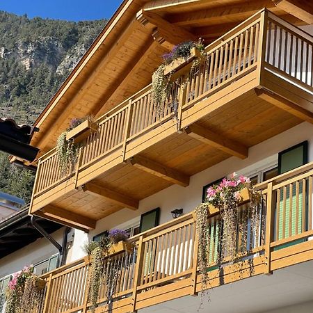 Ziano di Fiemme B&B La Casa Del Sole المظهر الخارجي الصورة